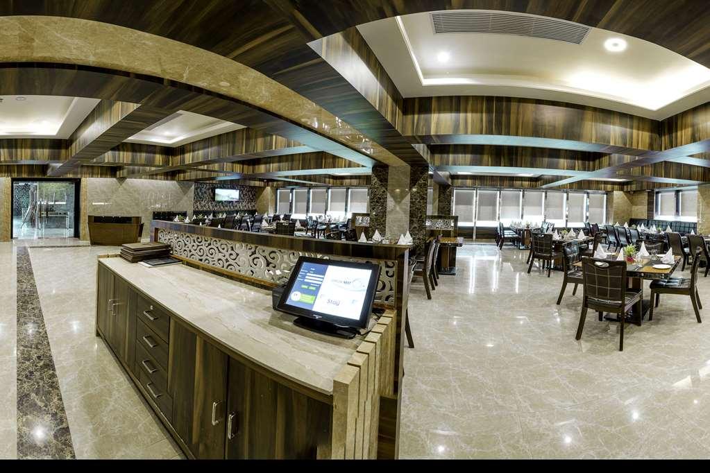 Clarion Inn Jaipur Kukas Restaurang bild