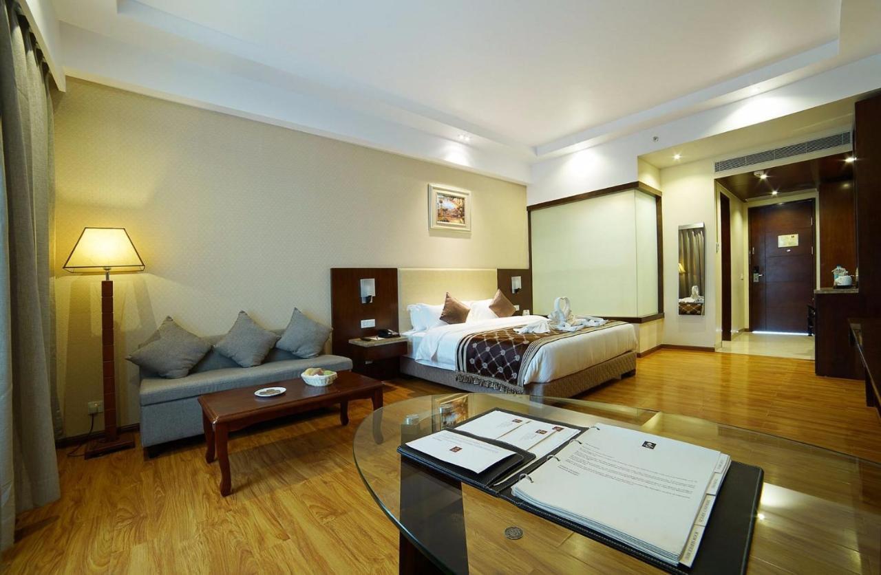 Clarion Inn Jaipur Kukas Exteriör bild
