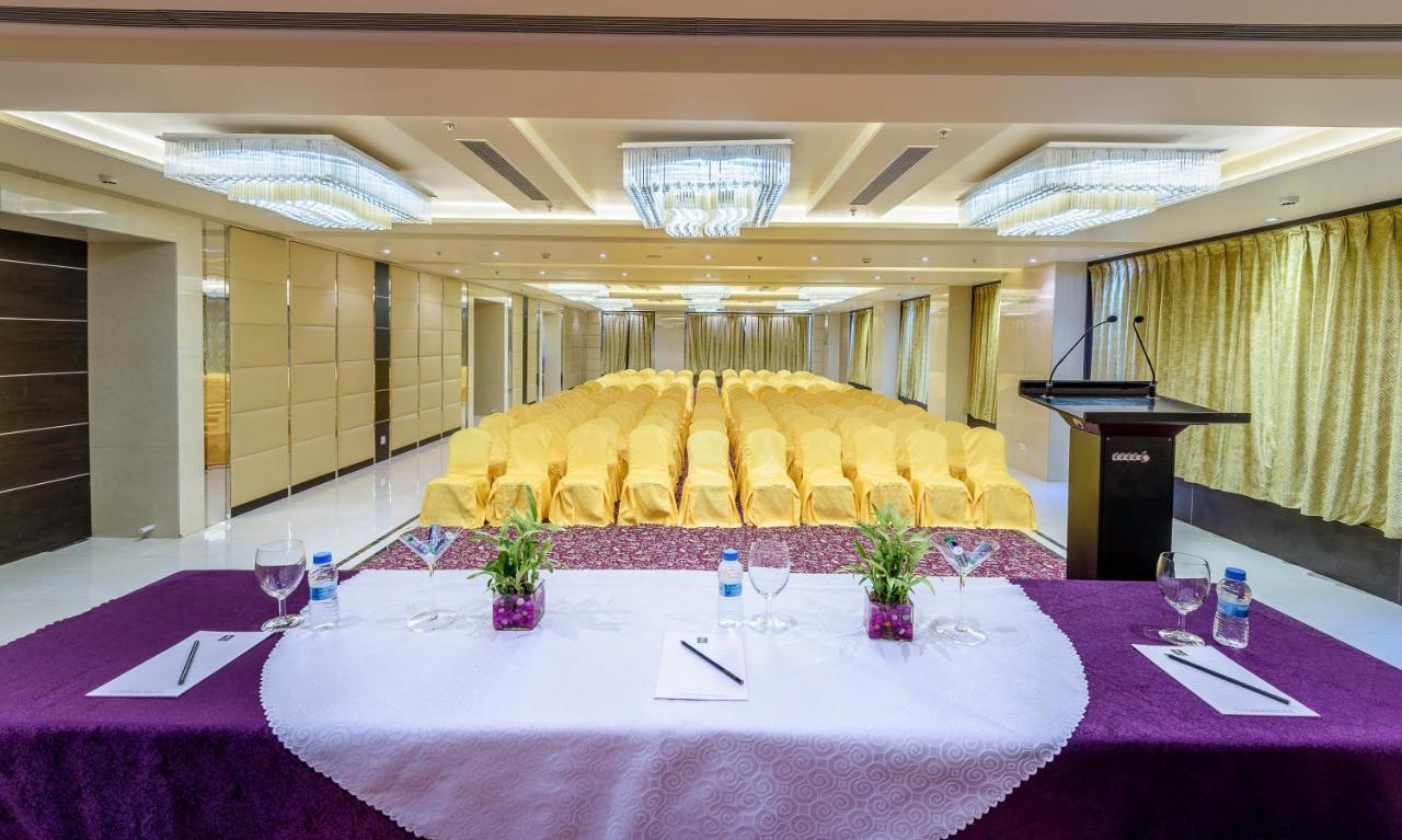 Clarion Inn Jaipur Kukas Exteriör bild