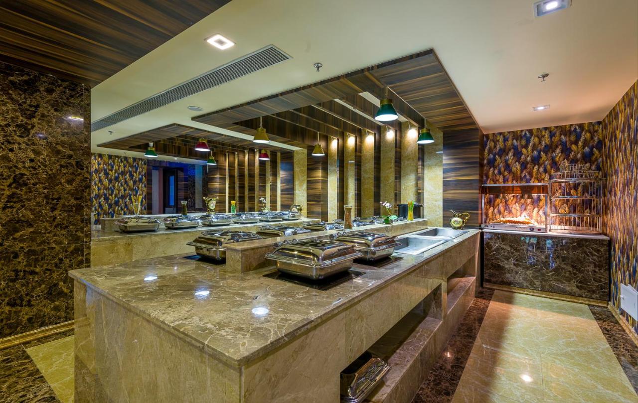 Clarion Inn Jaipur Kukas Exteriör bild