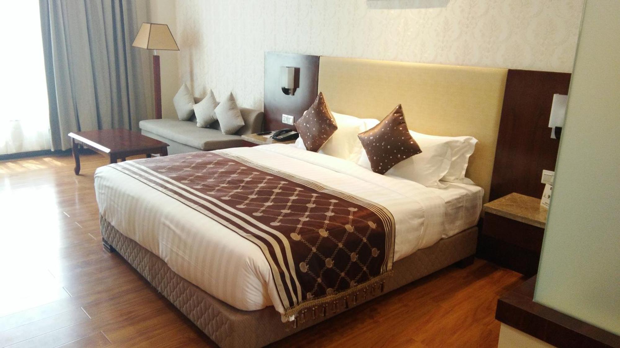 Clarion Inn Jaipur Kukas Rum bild