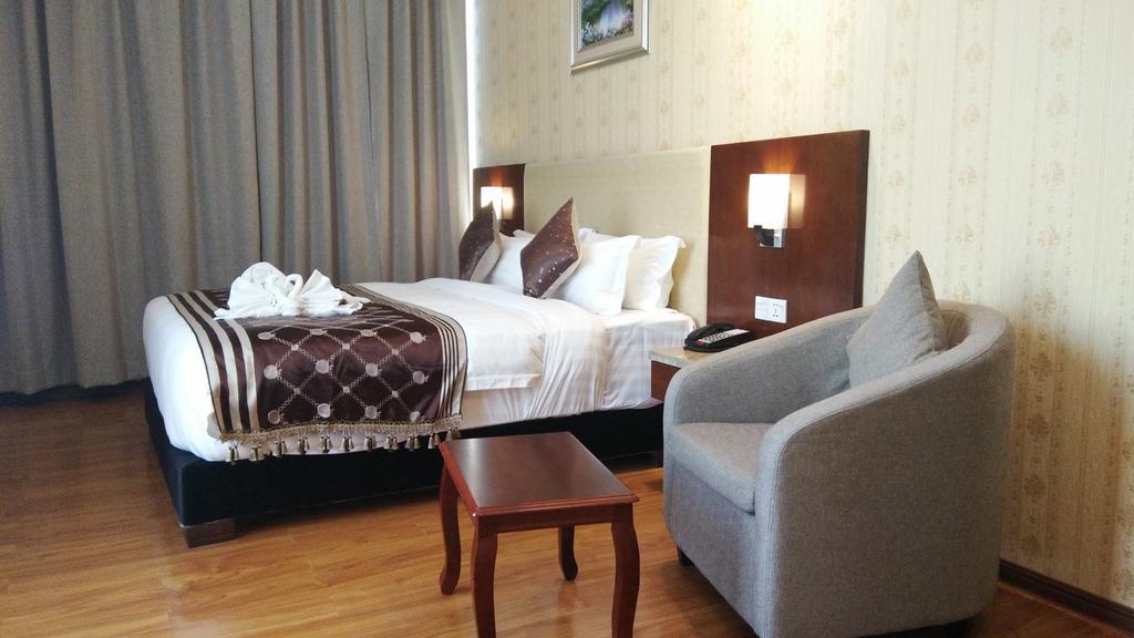 Clarion Inn Jaipur Kukas Exteriör bild